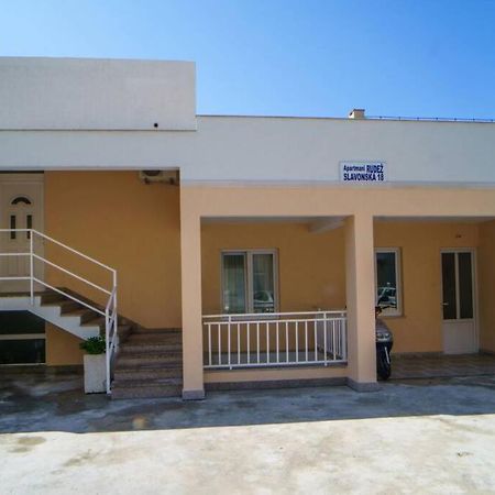 Lovely Studio Apartment For 2 Free Private Parking Makarska Exteriör bild